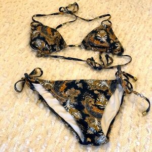 H&M Size 6 Two Piece Bikini